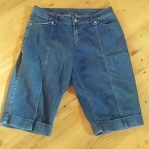 Baccini Capri size 16W